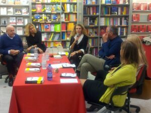 Accanto ai relatori Elio Fiorucci