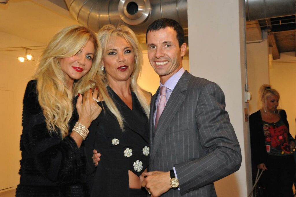 Elena Gnutti Vullo tra Dora e Andrea Invernizzi