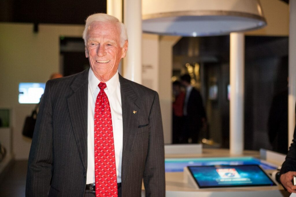 Eugene Cernan, comandante della missione Apollo 17 e brand ambassador Omega