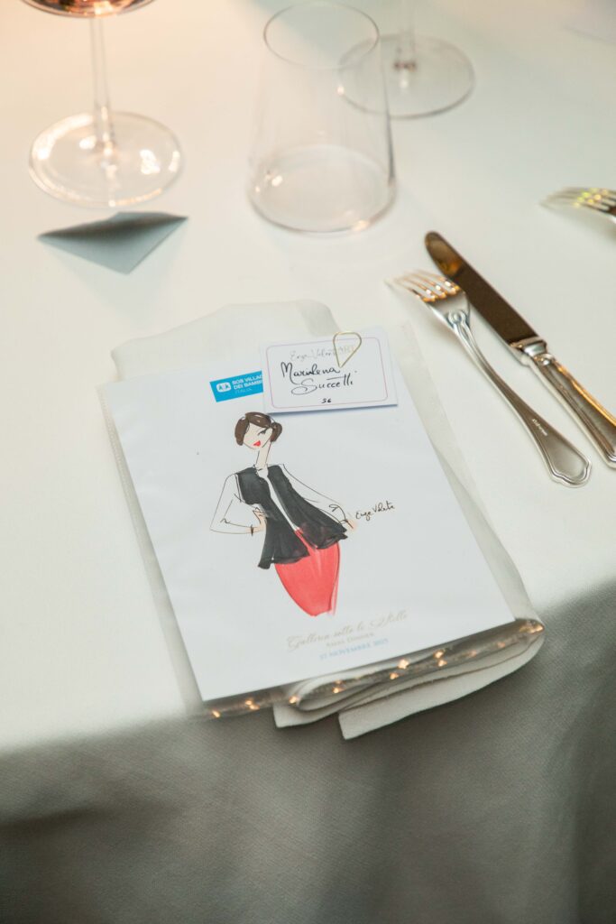 Cadeau by Enza Valente