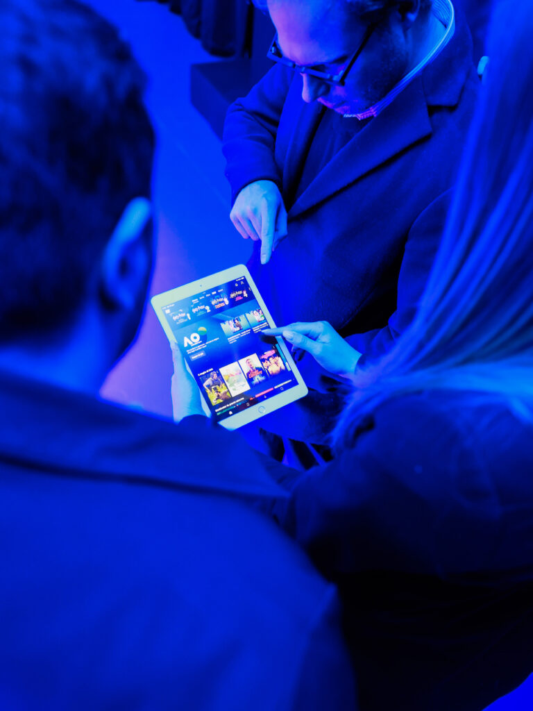 Hbo Max Italia racconta il tennis con un campo al rovescio